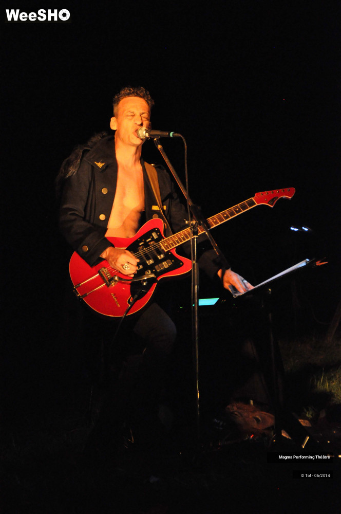 18/66 photos du spectacle Le ciel rouge n'a plus soif