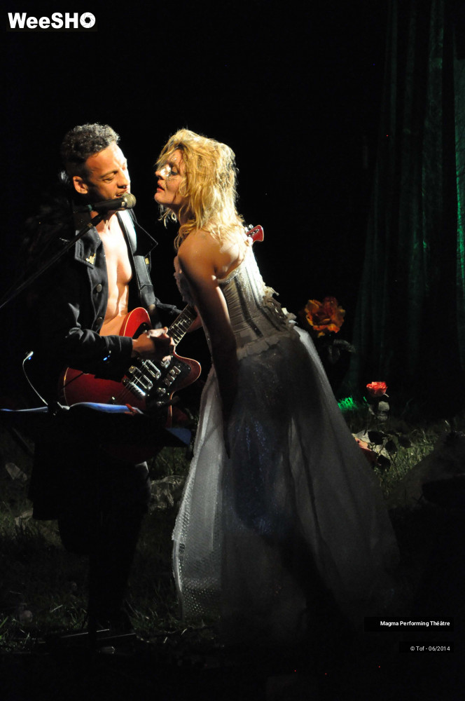 22/66 photos du spectacle Le ciel rouge n'a plus soif