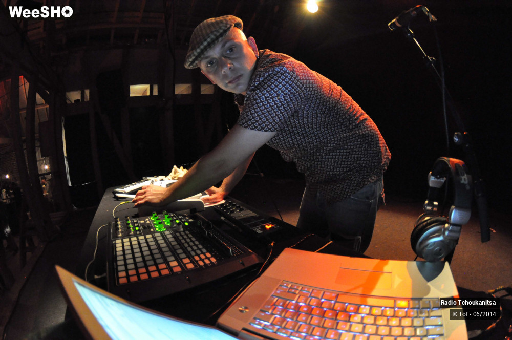 8/31 photos du spectacle Radio Tchoukanitsa