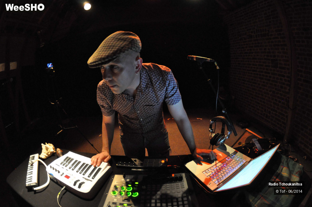 10/31 photos du spectacle Radio Tchoukanitsa