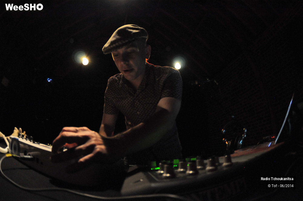 24/31 photos du spectacle Radio Tchoukanitsa