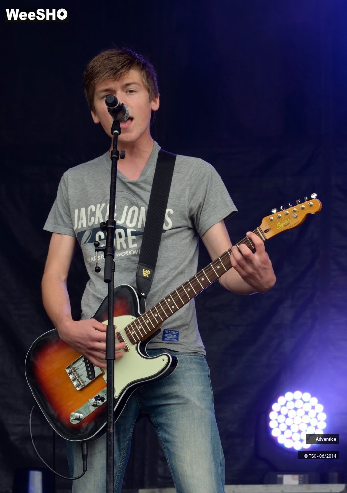 14/30 photos du spectacle Adventice