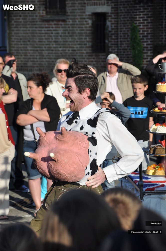 52/60 photos du spectacle Wet PicNic
