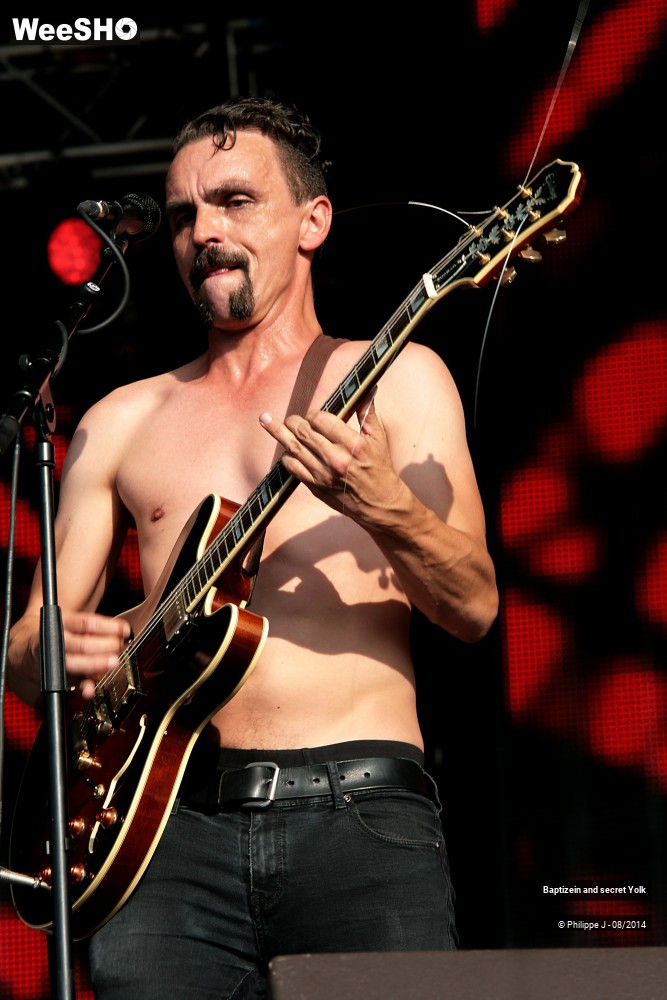 3/13 photos du spectacle Baptizein and secret Yolk