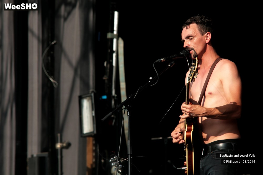 12/13 photos du spectacle Baptizein and secret Yolk