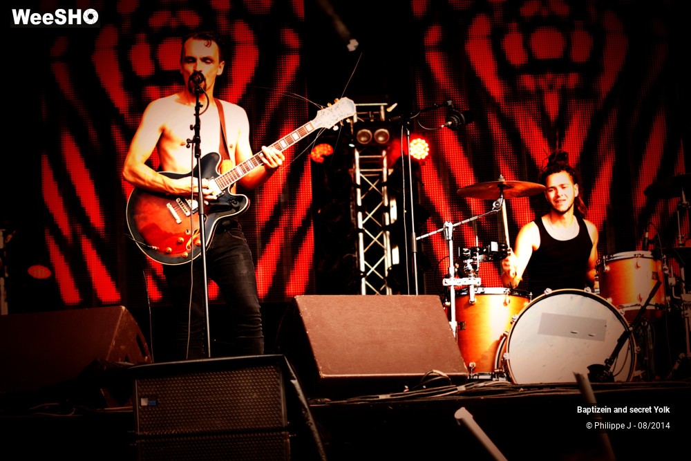 13/13 photos du spectacle Baptizein and secret Yolk