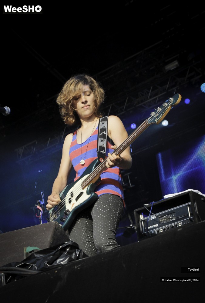 9/41 photos du spectacle Toybloid