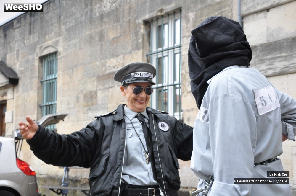 54/60 photos du spectacle Décret 412 / Opération Borderline