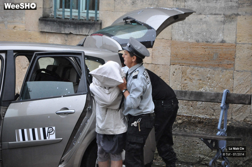3/60 photos du spectacle Décret 412 / Opération Borderline