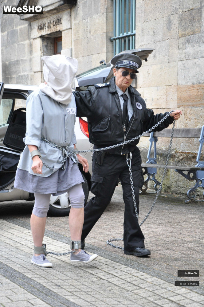 6/60 photos du spectacle Décret 412 / Opération Borderline