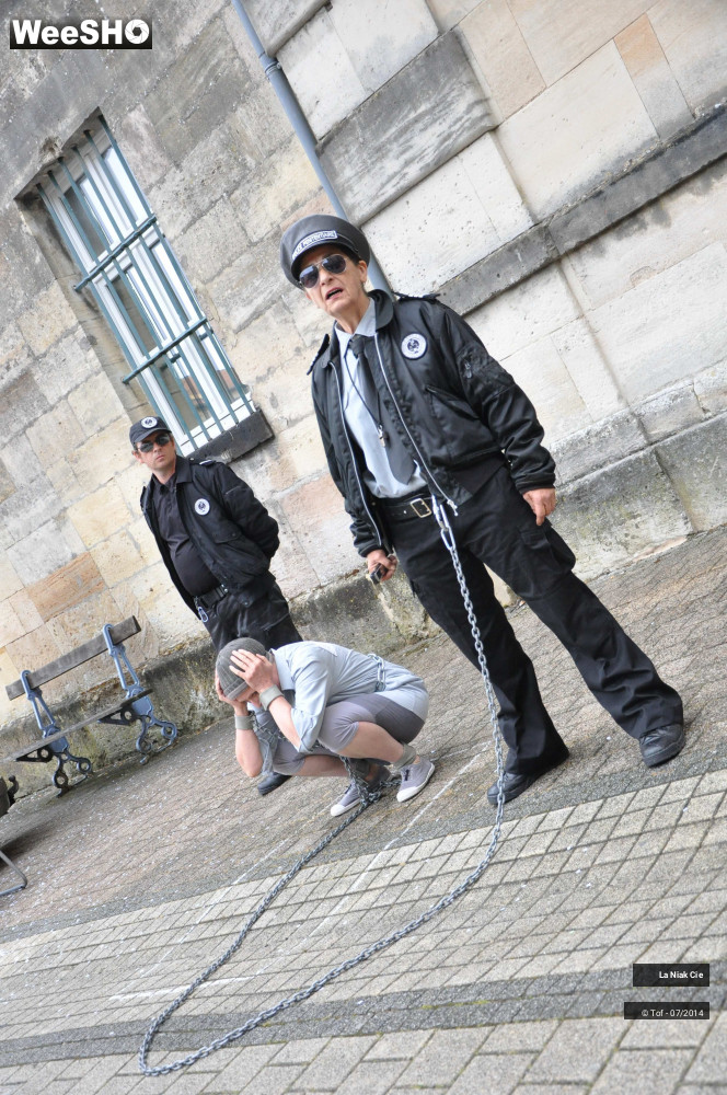 13/60 photos du spectacle Décret 412 / Opération Borderline