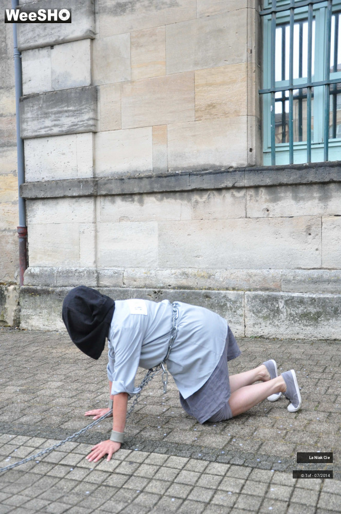 14/60 photos du spectacle Décret 412 / Opération Borderline