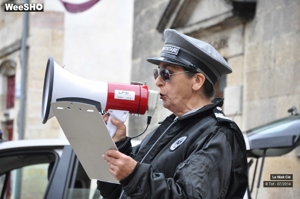 23/60 photos du spectacle Décret 412 / Opération Borderline