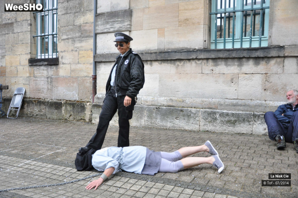 49/60 photos du spectacle Décret 412 / Opération Borderline