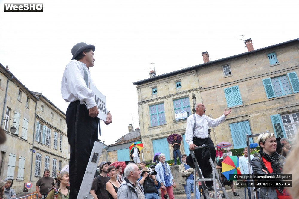 48/51 photos du spectacle Rue Jean Jaurès