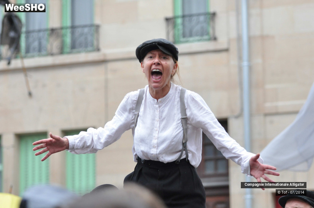 10/51 photos du spectacle Rue Jean Jaurès