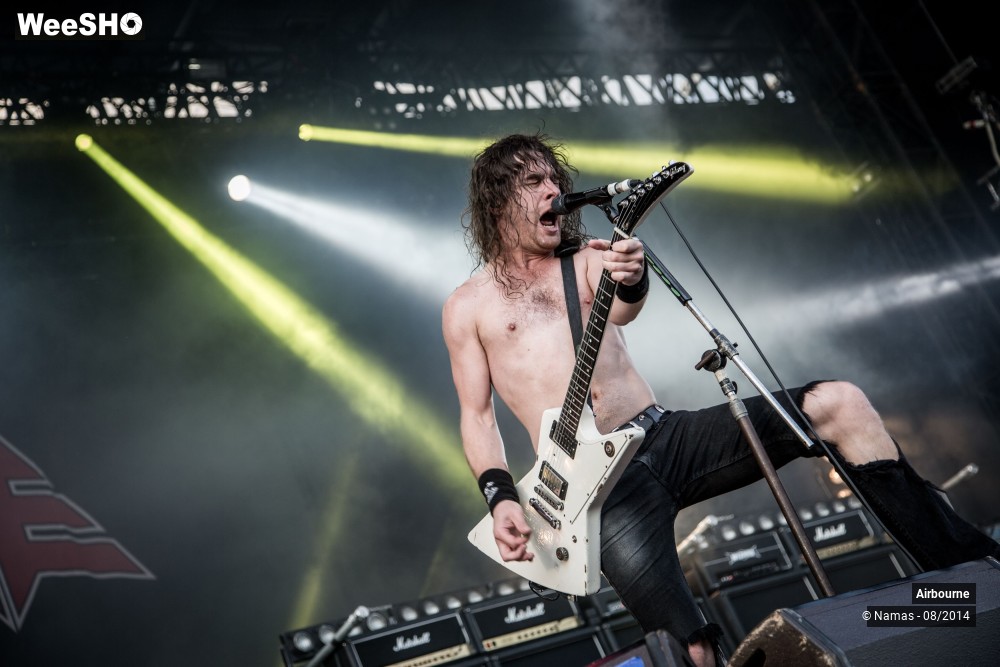 45/49 photos du spectacle Airbourne