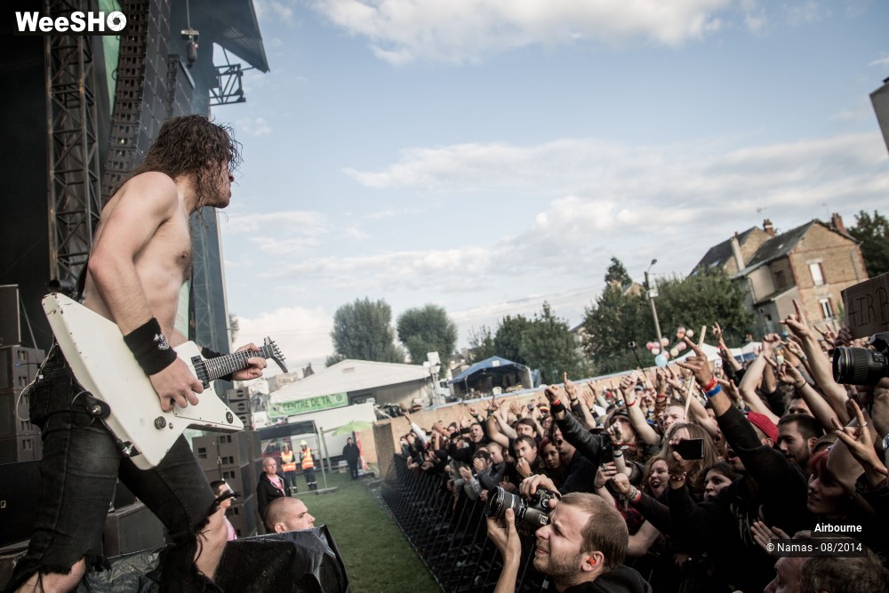 46/49 photos du spectacle Airbourne