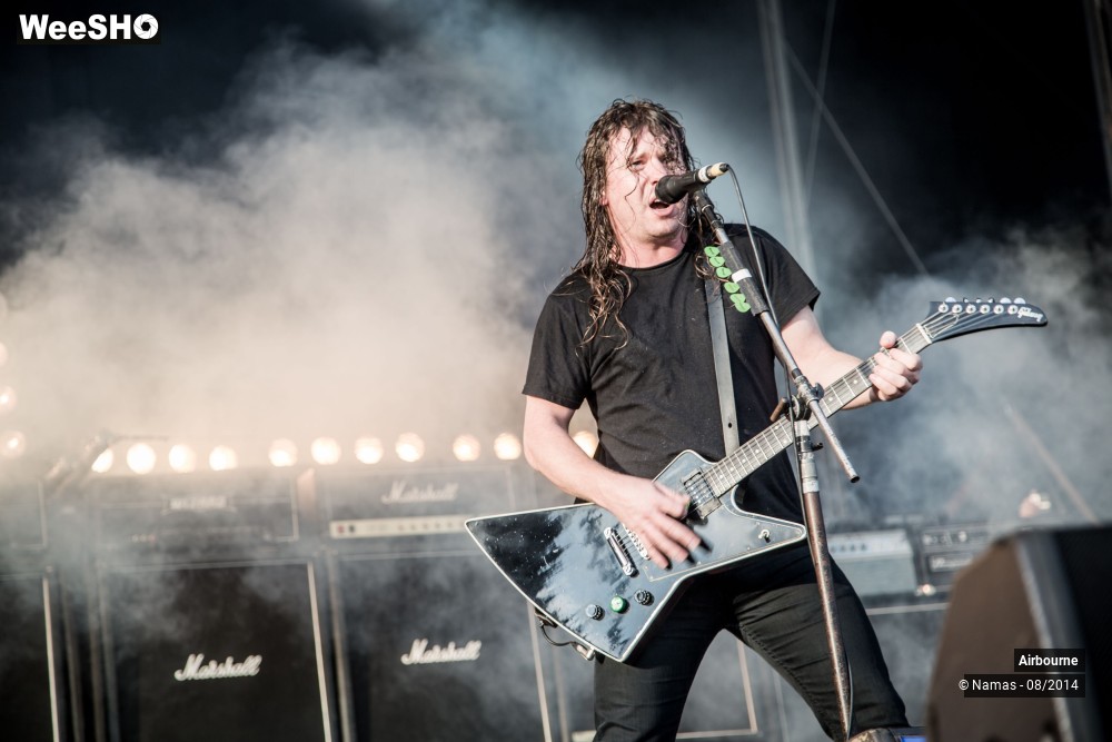 48/49 photos du spectacle Airbourne