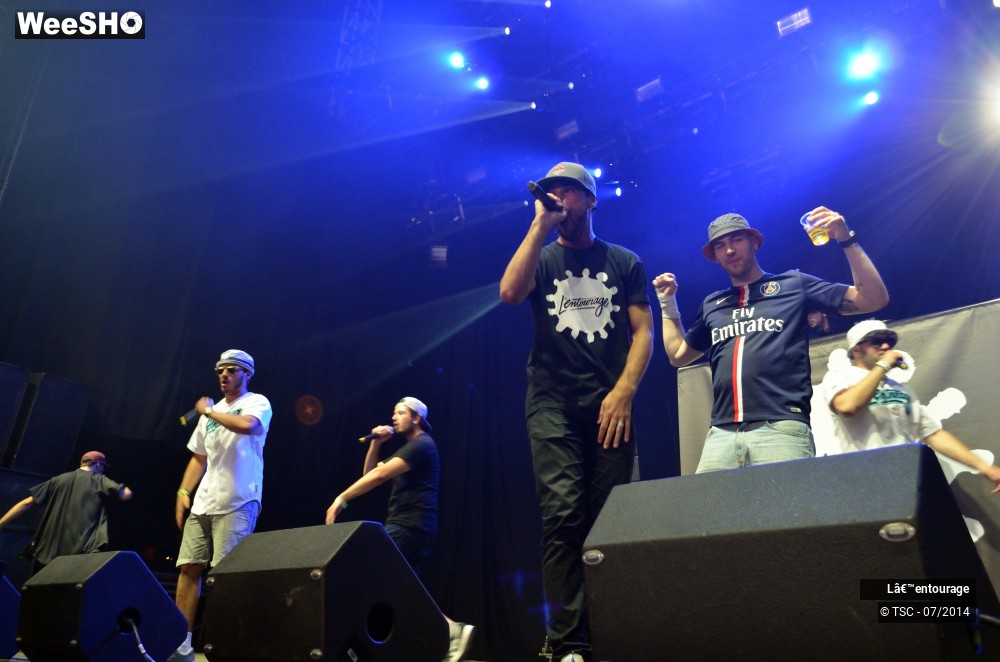 17/21 photos du spectacle L'entourage