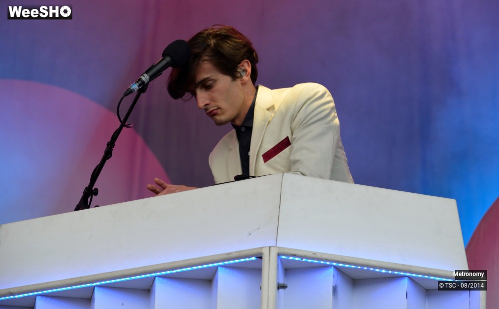 7/7 photos du spectacle Metronomy 