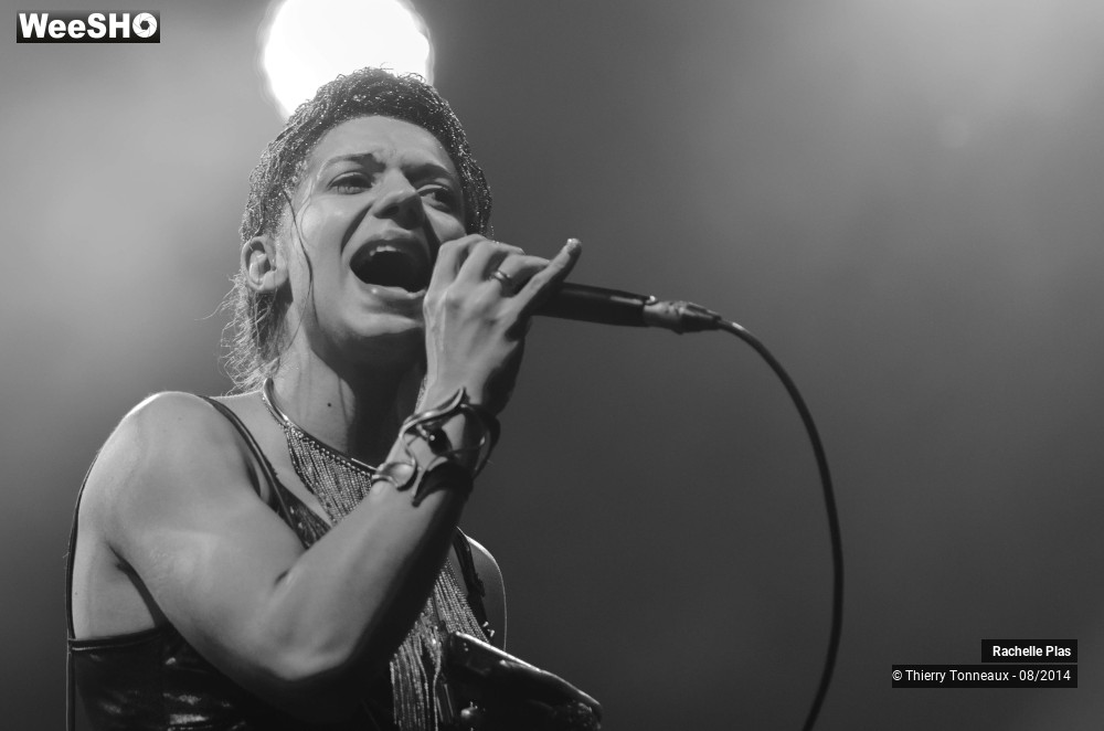 20/46 photos du spectacle Rachelle Plas