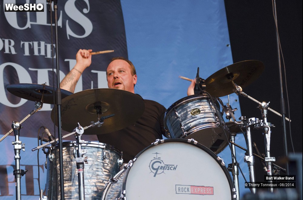 19/24 photos du spectacle Bart Walker Band