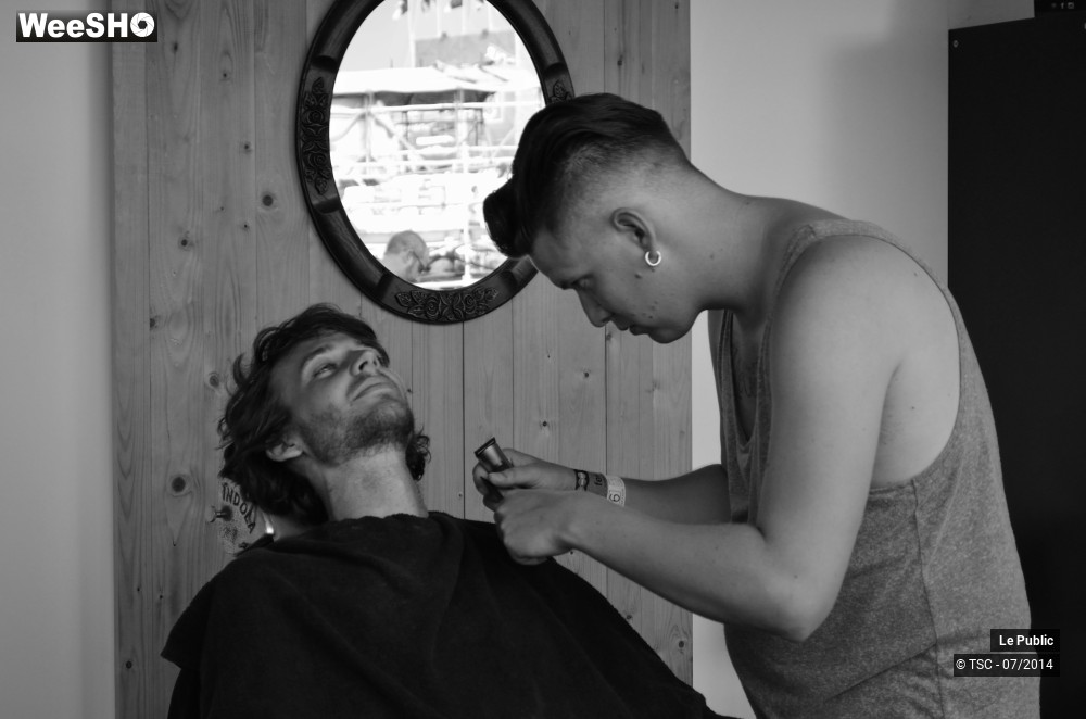 1/33 photos du spectacle Ambiance Festival de Dour 2014 Jour 4