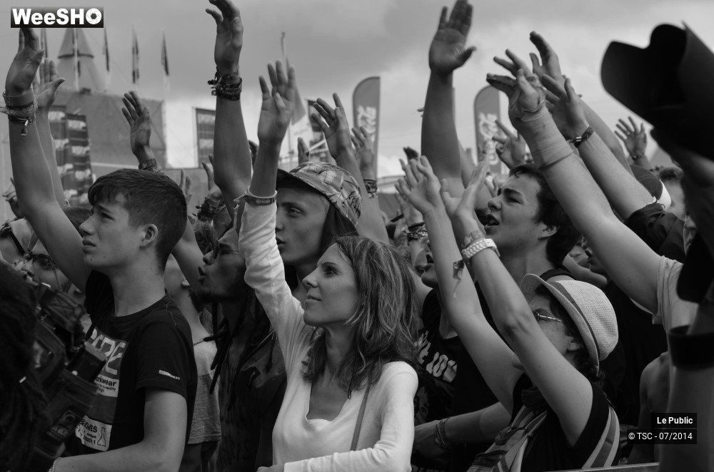 2/33 photos du spectacle Ambiance Festival de Dour 2014 Jour 4
