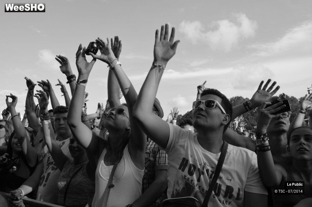 7/33 photos du spectacle Ambiance Festival de Dour 2014 Jour 4