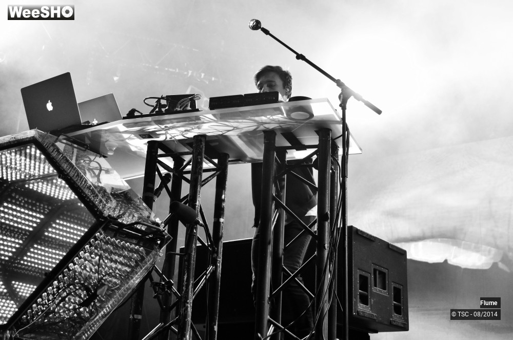3/14 photos du spectacle Flume