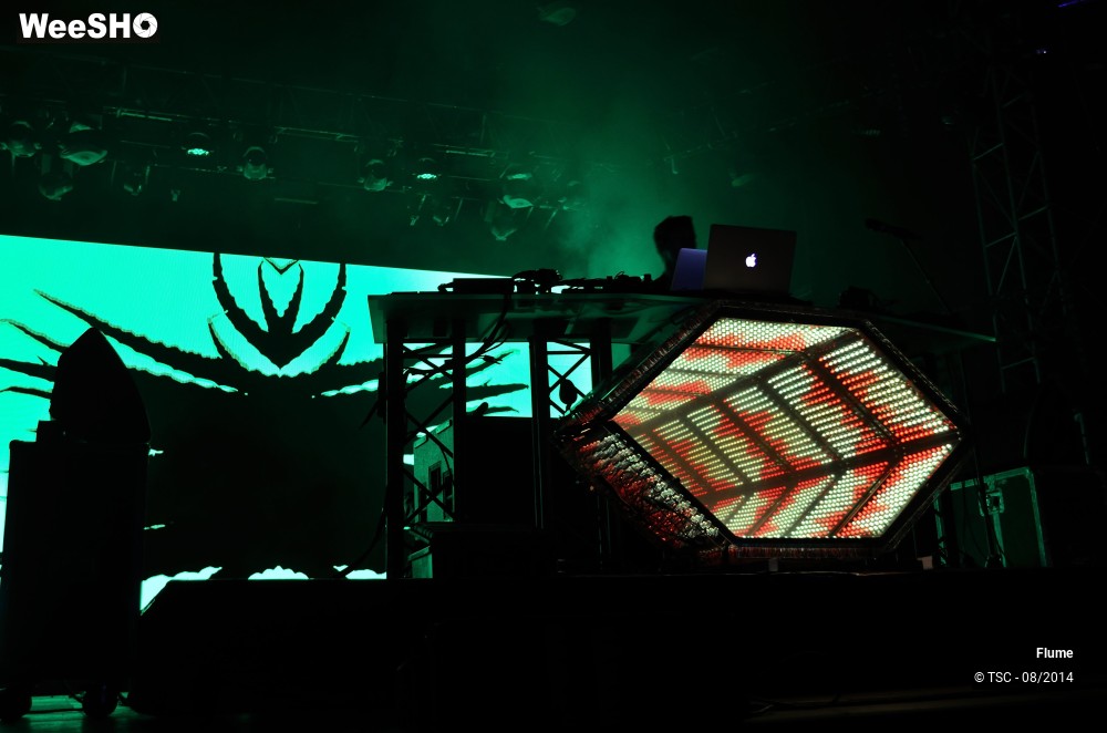 13/14 photos du spectacle Flume