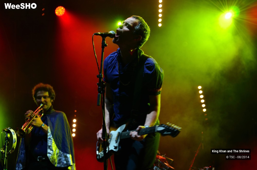 15/28 photos du spectacle King Khan and The Shrines