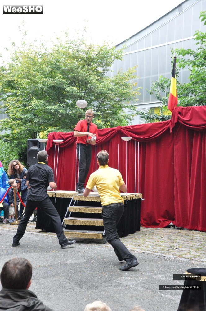10/42 photos du spectacle Le Cirque démocratique de la Belgique