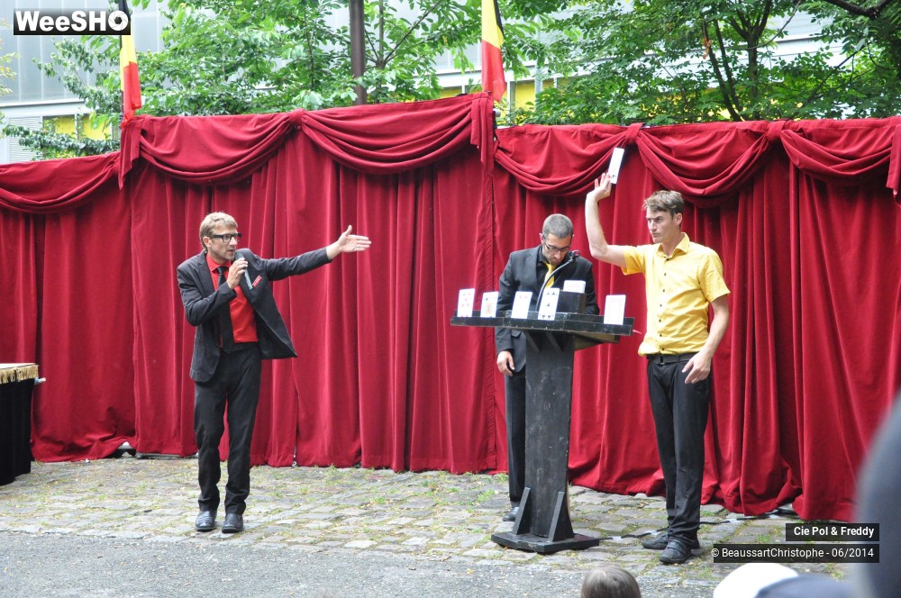 13/42 photos du spectacle Le Cirque démocratique de la Belgique