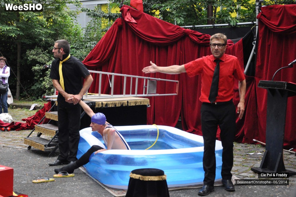 19/42 photos du spectacle Le Cirque démocratique de la Belgique