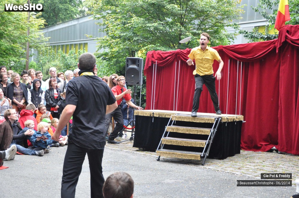 33/42 photos du spectacle Le Cirque démocratique de la Belgique