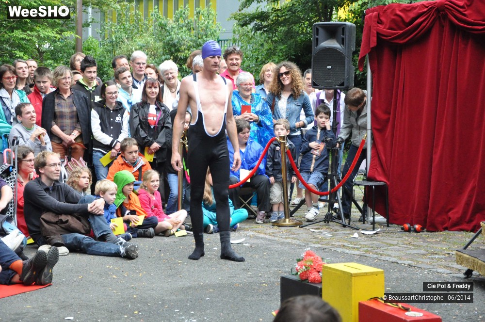 37/42 photos du spectacle Le Cirque démocratique de la Belgique