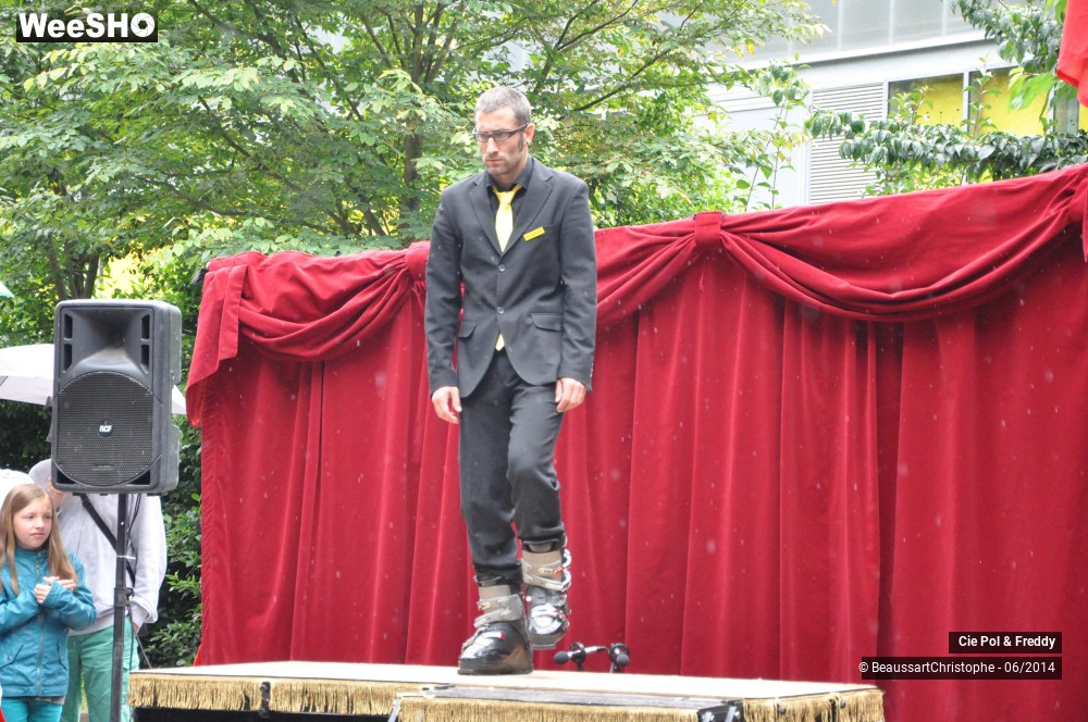 38/42 photos du spectacle Le Cirque démocratique de la Belgique