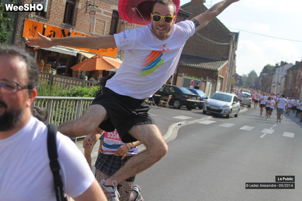 2/31 photos du spectacle Color Me Rad - Tous en Blanc avant
