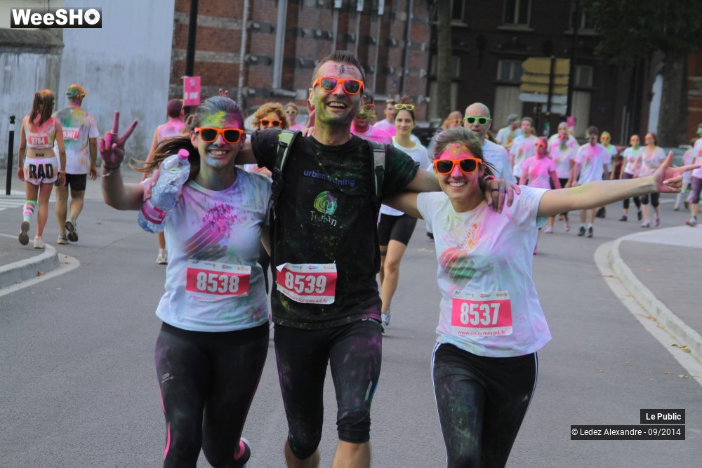 19/50 photos du spectacle Color Me Rad - Arrivée toute bariolée