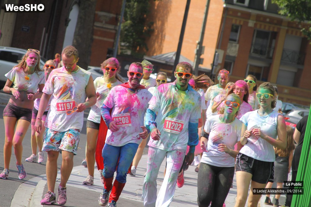 23/50 photos du spectacle Color Me Rad - Arrivée toute bariolée
