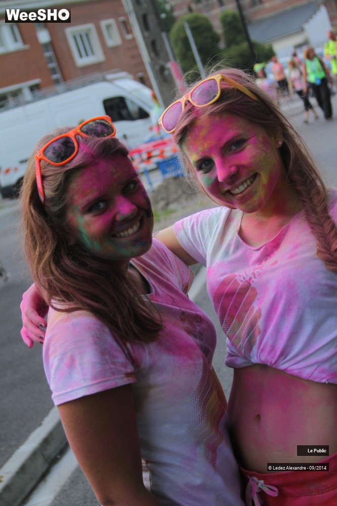 27/50 photos du spectacle Color Me Rad - Arrivée toute bariolée