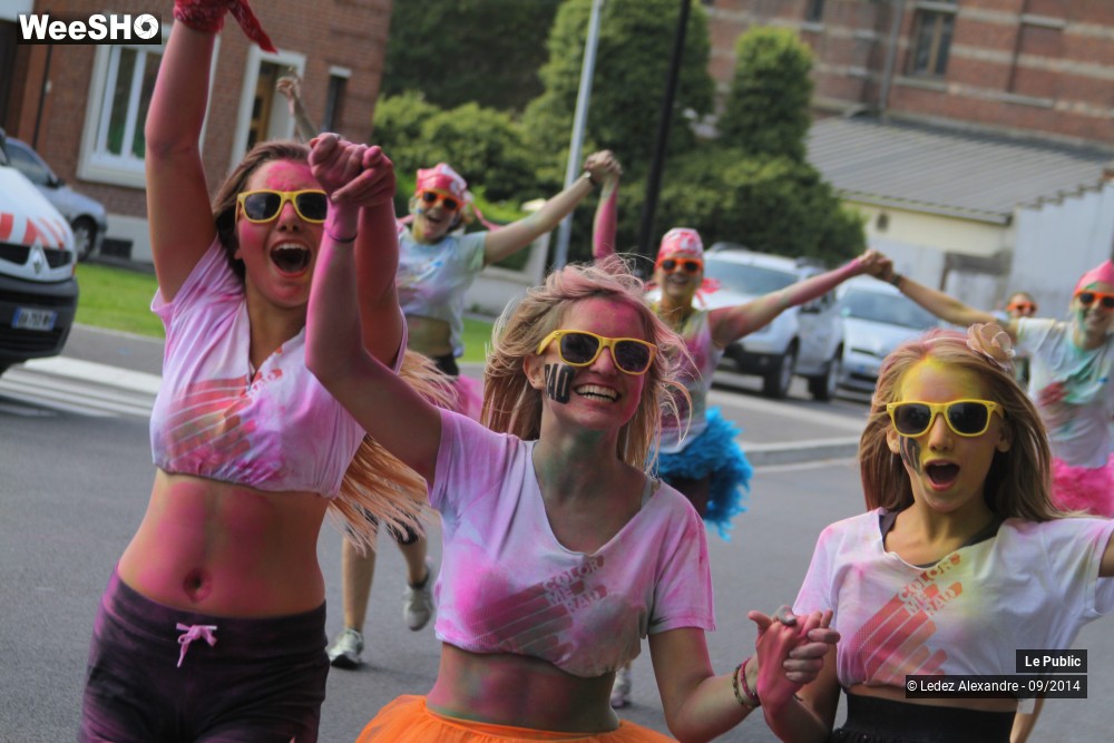 29/50 photos du spectacle Color Me Rad - Arrivée toute bariolée