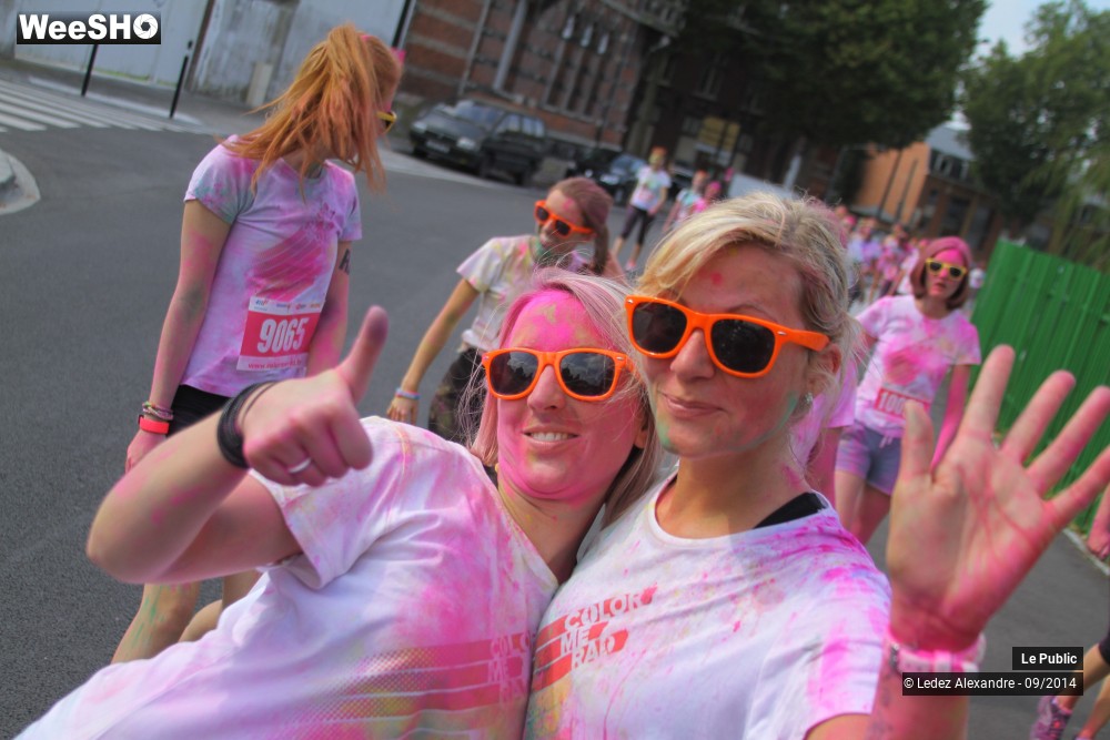 44/50 photos du spectacle Color Me Rad - Arrivée toute bariolée