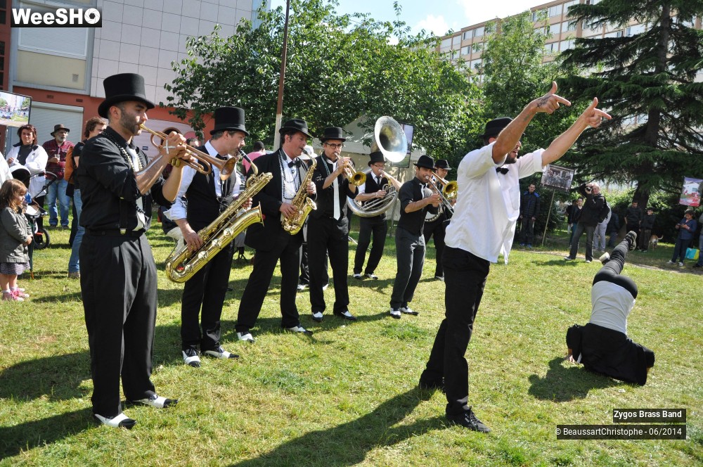 5/28 photos du spectacle NOLA 2nd Line