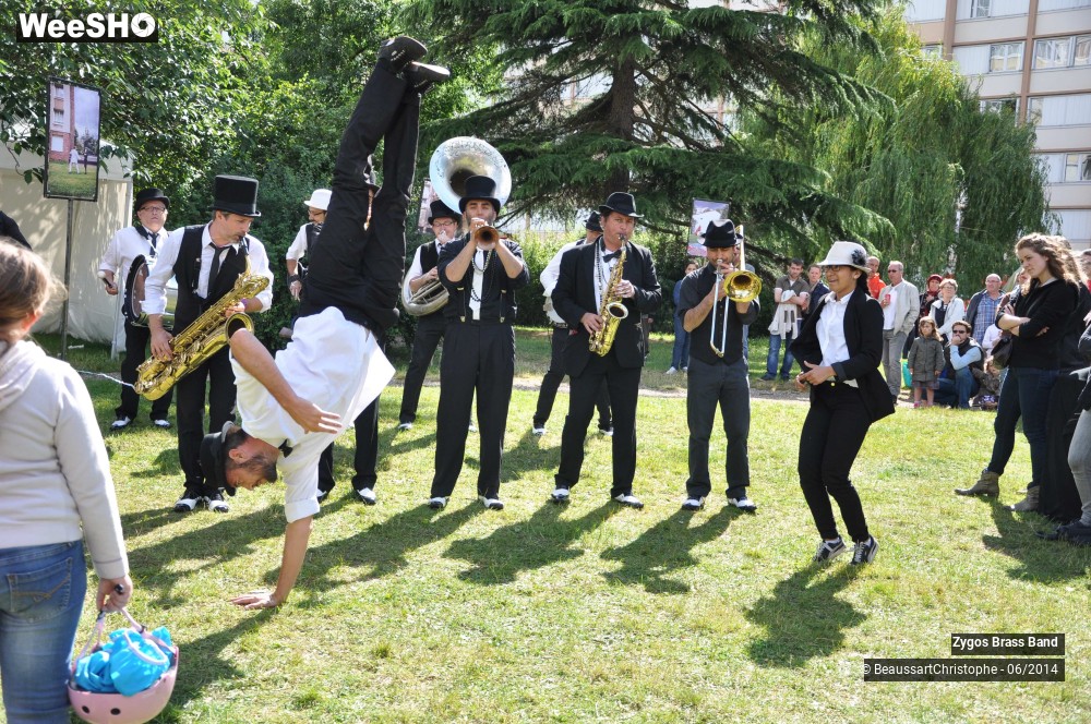 12/28 photos du spectacle NOLA 2nd Line