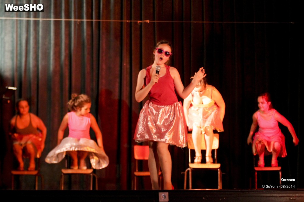 18/48 photos du spectacle Danse ton environnement