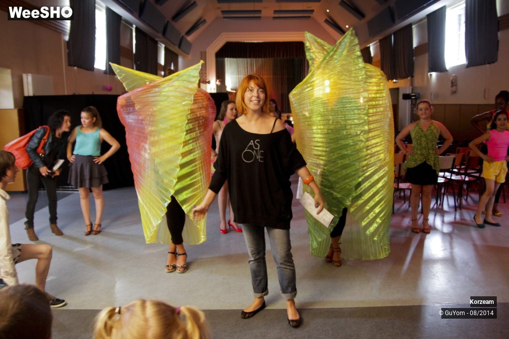 28/48 photos du spectacle Danse ton environnement