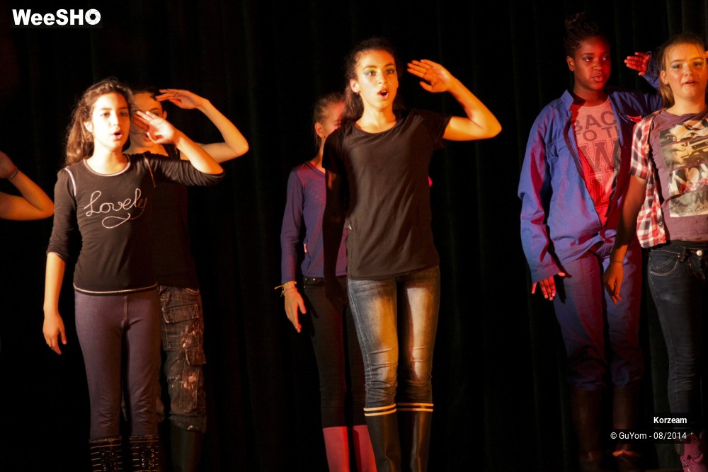 46/48 photos du spectacle Danse ton environnement